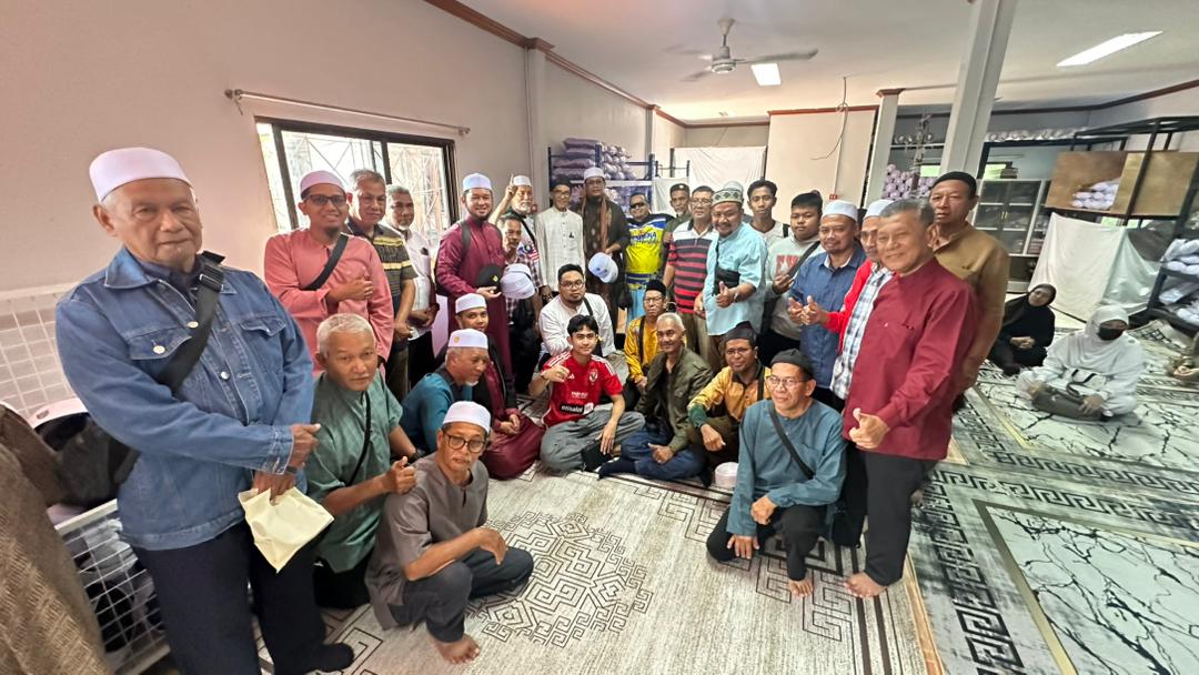 Kilang Kopiah Haji Abdul Karim